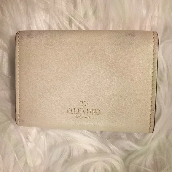 VGUC Valentino Garavani Rockstud Compact Wallet (w/ Auth, Care & RFID Cards) - Picture 3 of 12